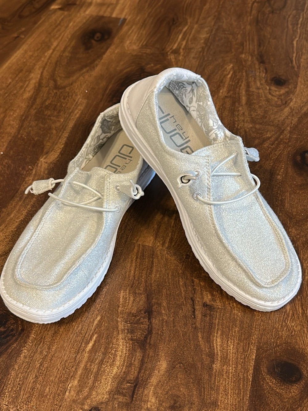 Hey Dude WENDY Sparkle White Boat Shoes Size 8